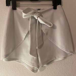 Fashion Nova white shorts